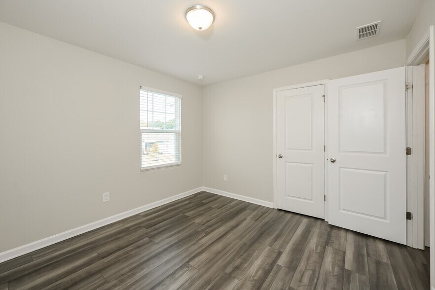 Building Photo - 3808 Ramsay Pass