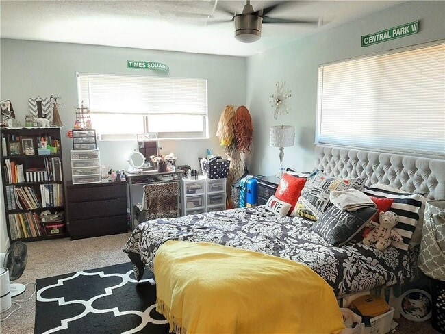 Building Photo - 1679 NW 15th Vista