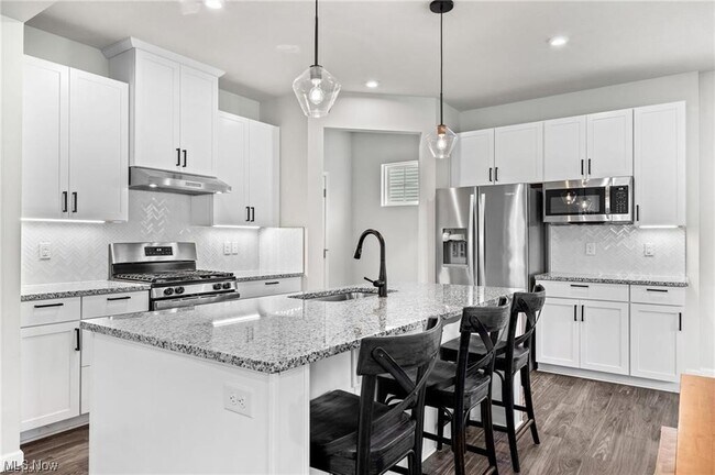 Building Photo - 8291 Brodie Blvd