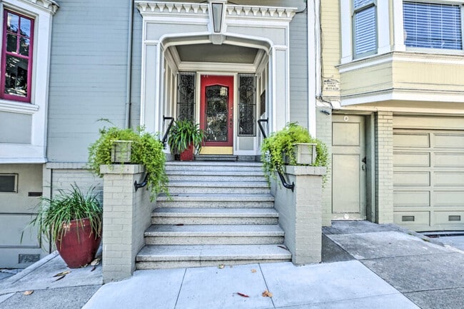 Building Photo - 241 Ashbury St