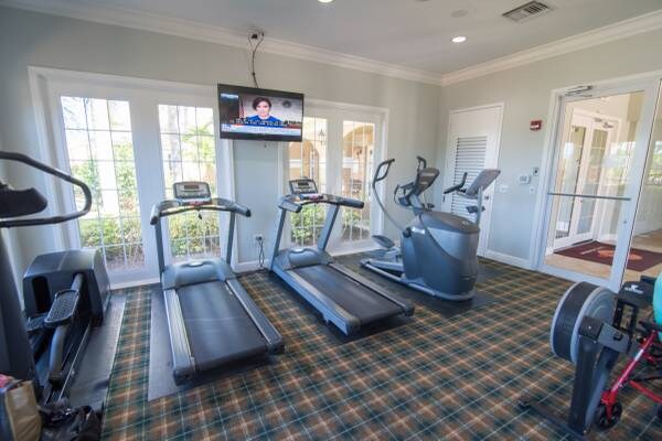 Building Photo - 1865 Florida Club Dr