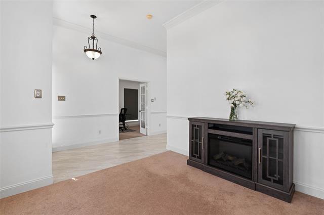 Building Photo - 7216 Raintree Way