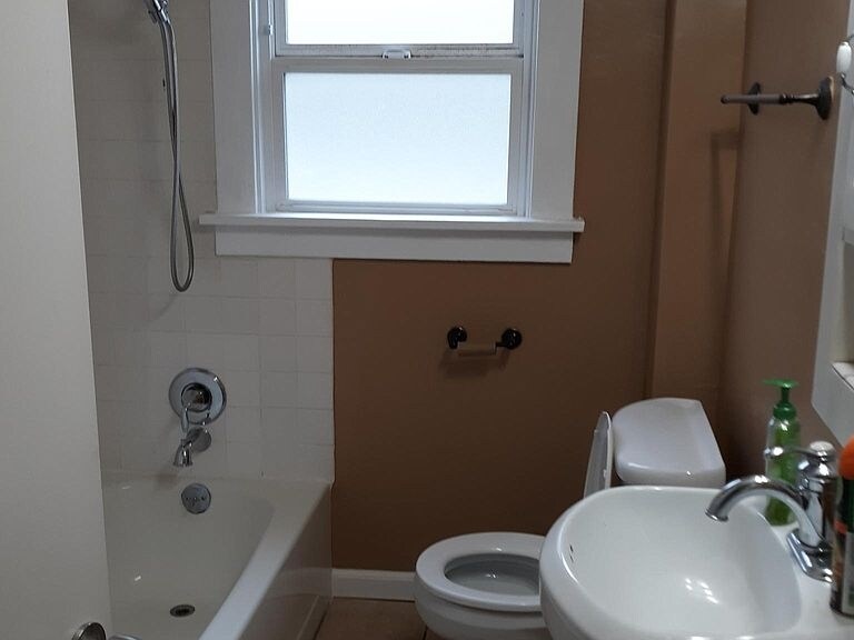 Building Photo - 3137 Boston Ave