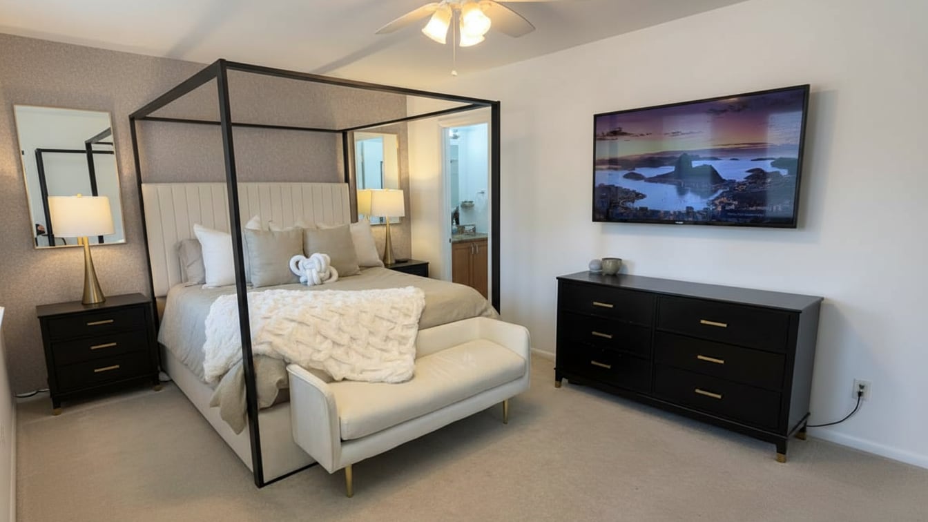 Building Photo - 16031 Dorset Rd