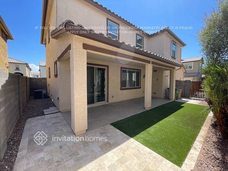 Building Photo - 16234 W La Ventilla Way