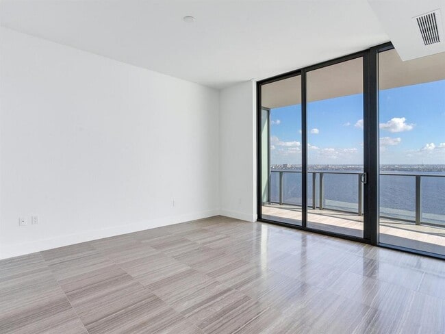 Building Photo - 3101 Bayshore Blvd