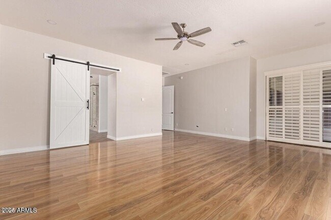 Building Photo - 1842 E Kaibab Dr