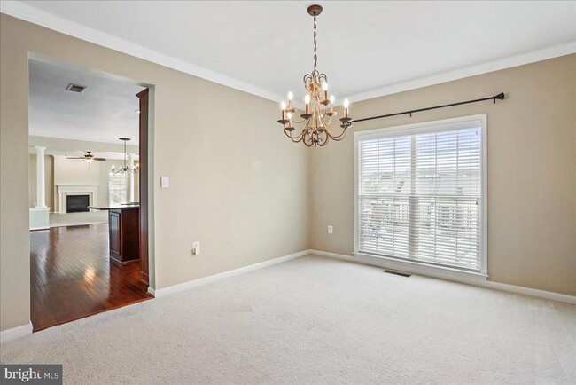 Building Photo - 319 Morlyn Dr