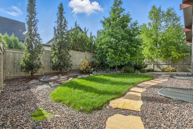 Building Photo - 1821 Blue Star Ln