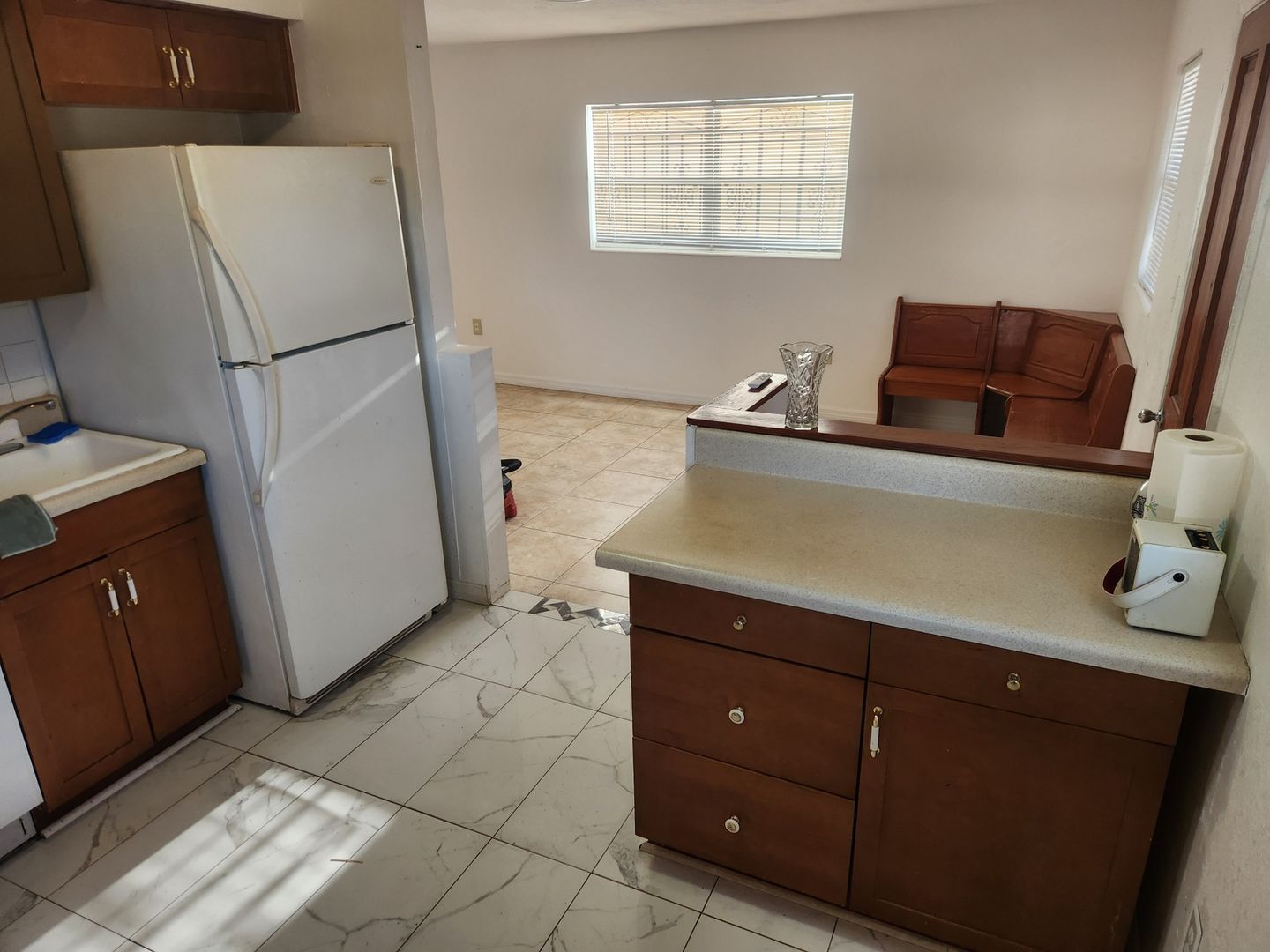 Building Photo - 3312 W St Louis St