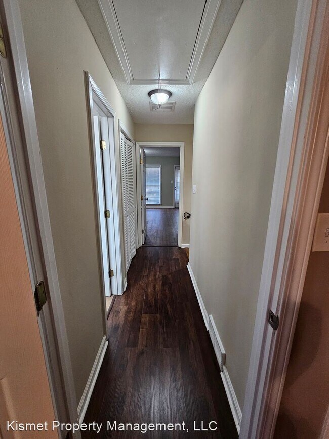 Building Photo - 2 br, 1.5 bath House - 573 S Goodlett Street
