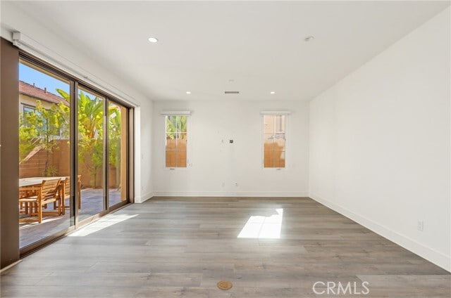 Building Photo - 148 Villa Rdg