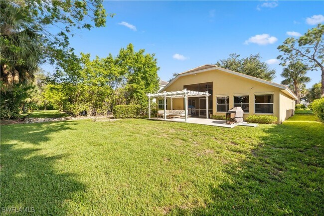 Building Photo - 6481 Autumn Woods Blvd