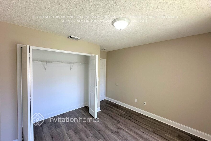 Building Photo - 15927 SW 82nd St