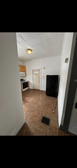 Building Photo - 604 E Buchtel Ave