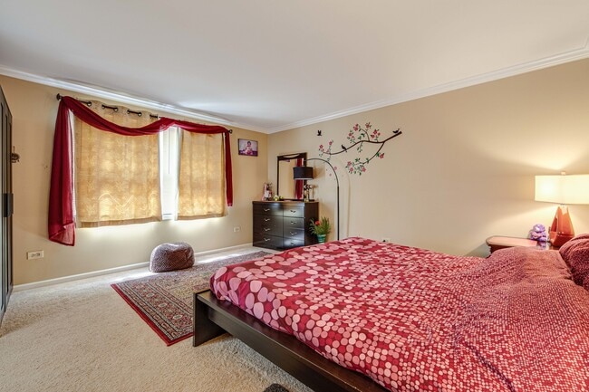 Building Photo - 2238 Gleneagles Dr