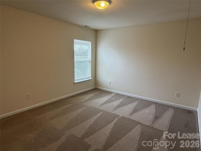 Building Photo - 1420 Ladora Dr