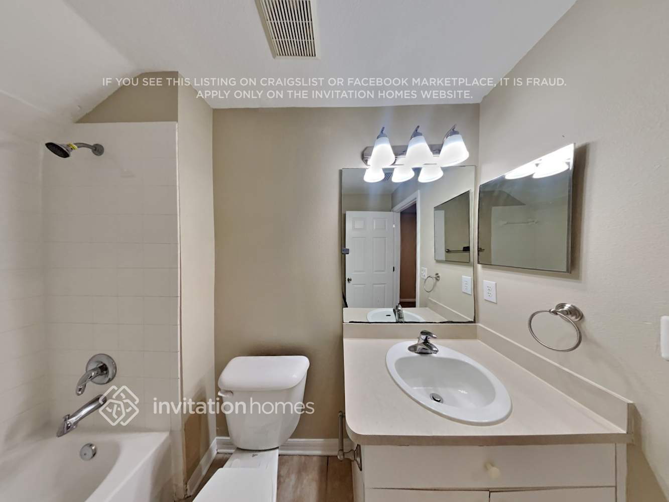 Building Photo - 2532 Butterfly Landing Dr