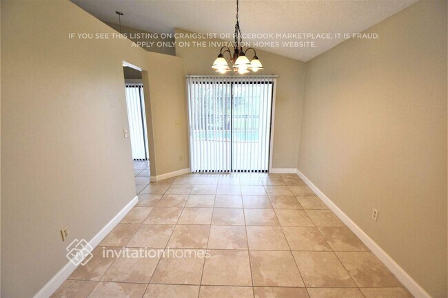 Building Photo - 277 Satinwood Cir