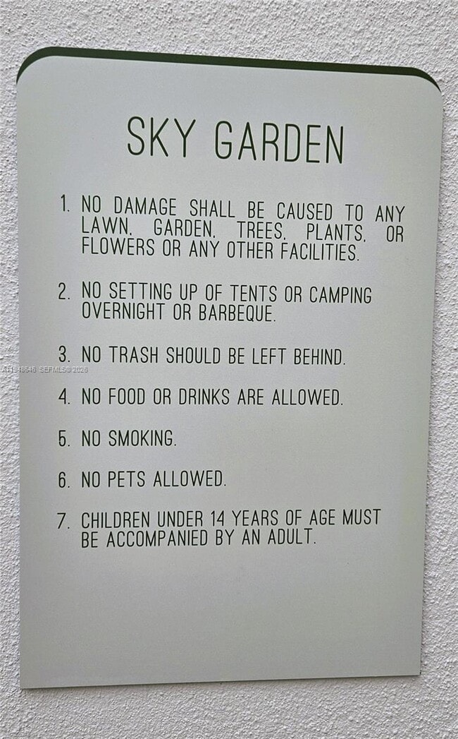 Building Photo - 11 NE 6th St