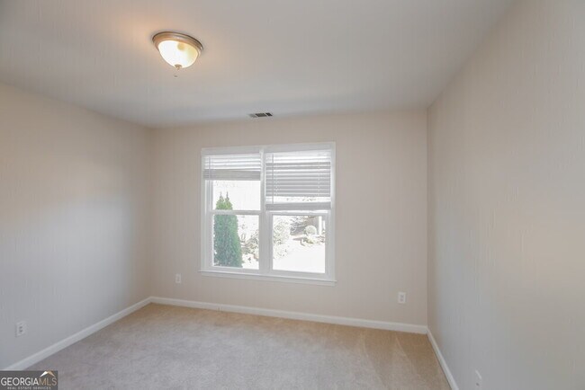 Building Photo - 403 Azalea Cove