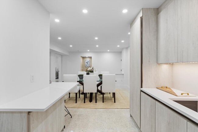 Building Photo - 170 N Ocean Blvd