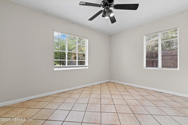 Building Photo - 602 Luna Ct