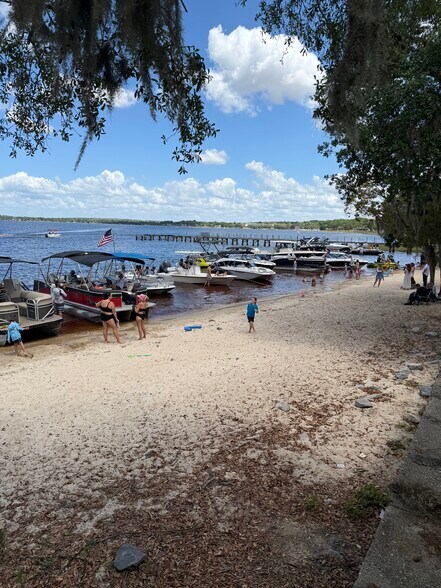 Building Photo - 268 2nd St