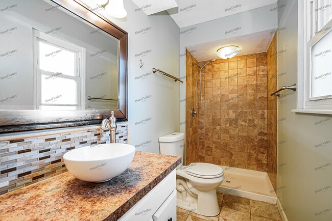 Building Photo - 12815 Fox Run Ct NW