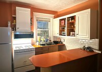 Building Photo - 2832 Peery Ave