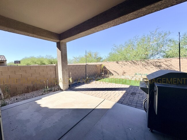 Building Photo - 6638 E Via Jardin Verde