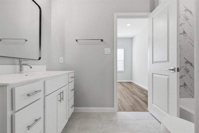 Building Photo - 9912 A Clark Rd