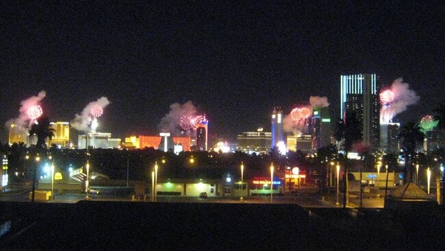 Building Photo - 3980 Delos Dr