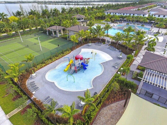 Building Photo - 10455 NW 82nd St