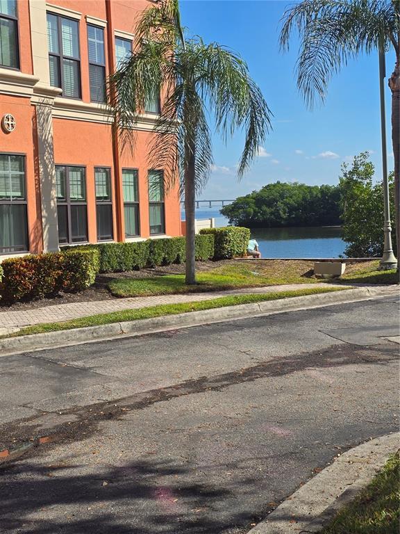 Building Photo - 2732 Via Murano