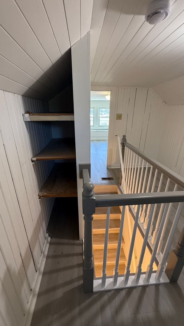 Building Photo - Epic REA - Expansive 2BD/ 1BA with Huge Garage in the Outer Mission