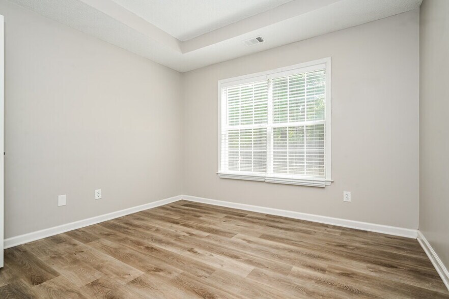 Building Photo - 166 Freeman Forest Dr