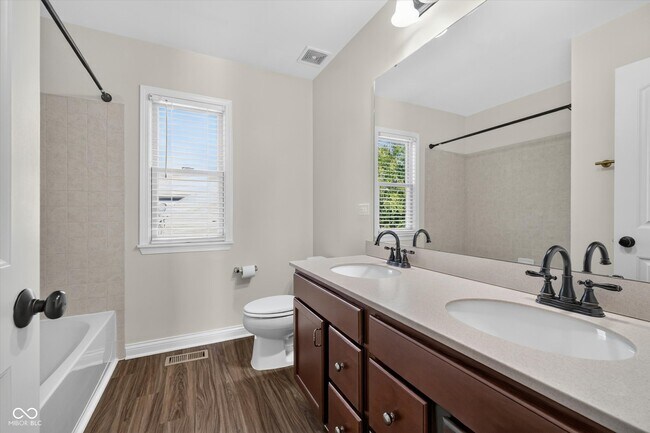 Building Photo - 13636 Falcon Way