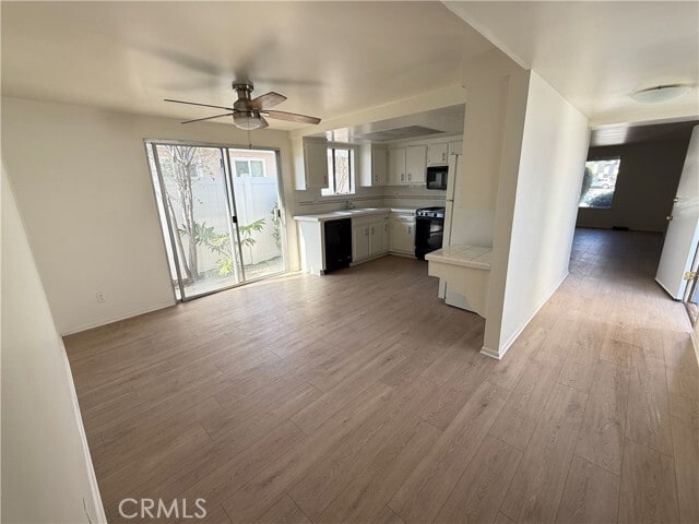 Building Photo - 1547 Wintergreen Pl