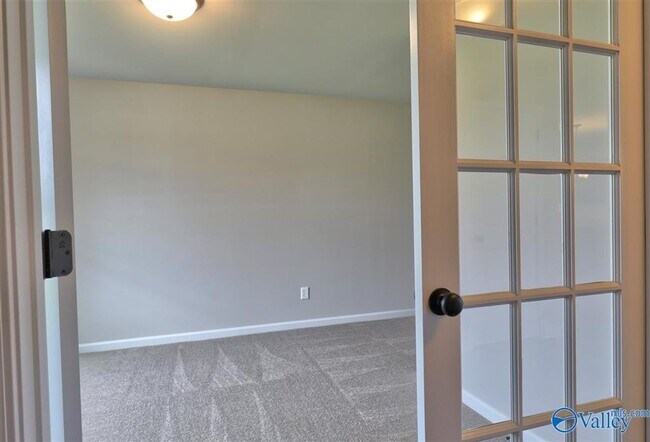 Building Photo - 106 Hulsey Ln