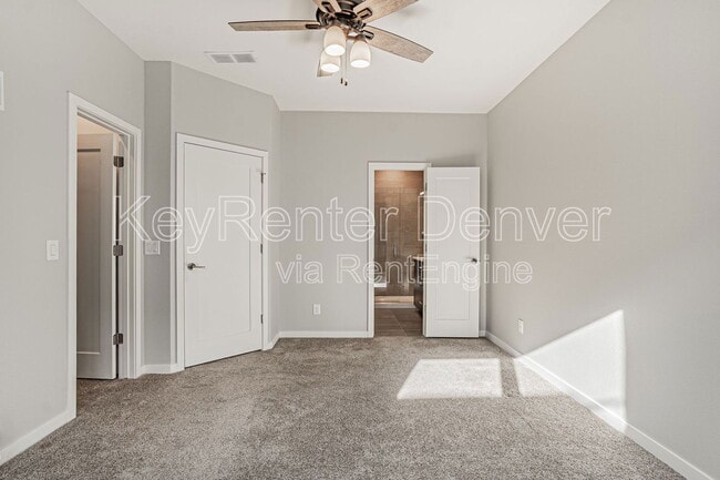 Building Photo - 848 Kalamath St