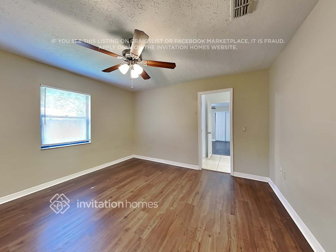 Building Photo - 906 Belle Timbre Ave