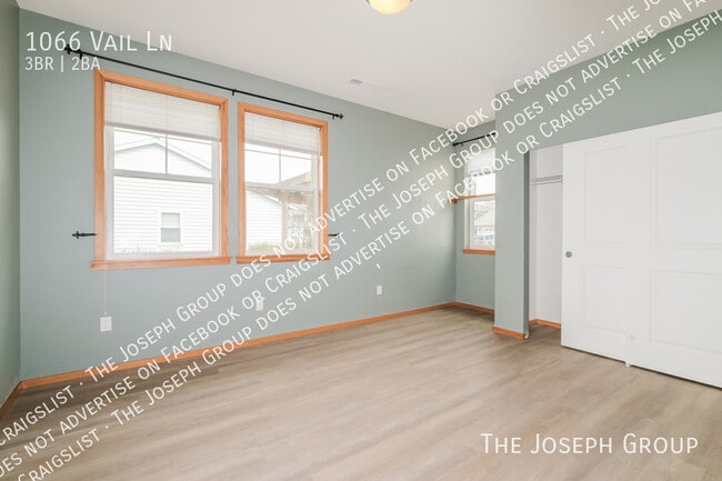 Building Photo - 1066 Vail Ln