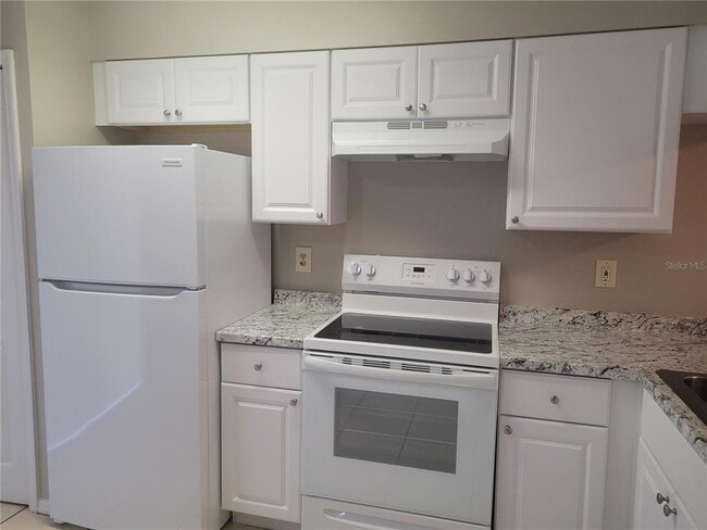 Building Photo - 3102 Enclave Ct