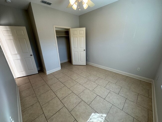 Building Photo - 4046 Mobley Cir