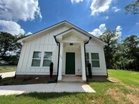 Building Photo - NEW CONSTRUCTION PRE-LEASING FOR AUGUST 2026!