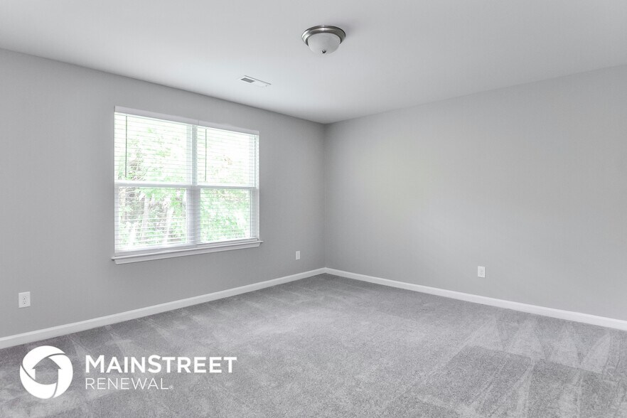 Building Photo - 817 Leatherstone Ln