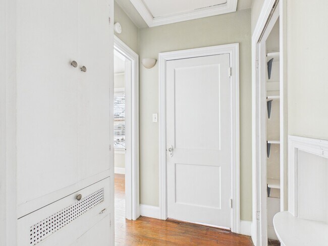 Building Photo - 1920 Richmond Ave.