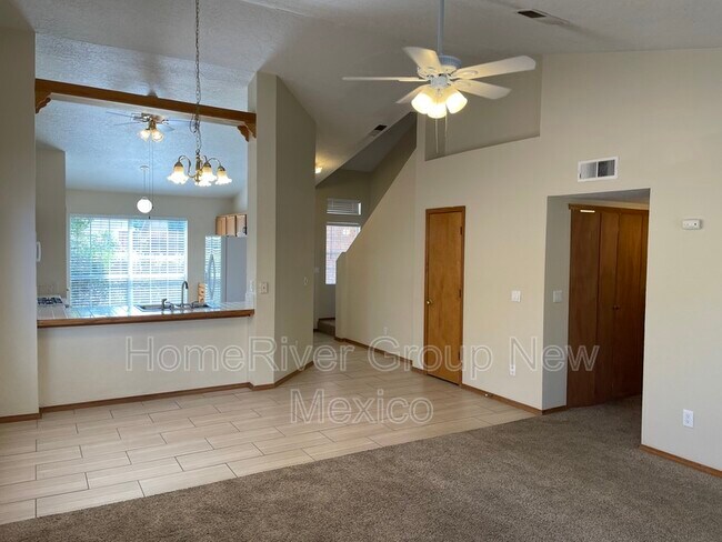 Building Photo - 2205 Sunstone Dr NW