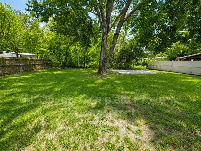 Building Photo - 10415 Briarcliff Rd E
